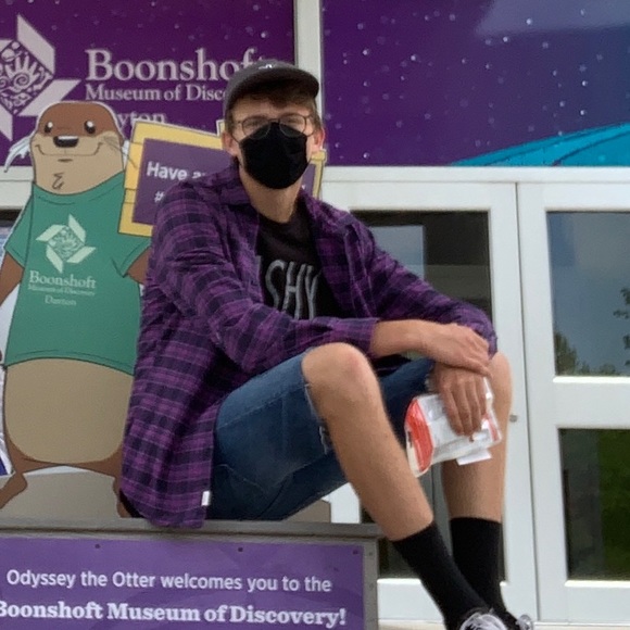 Meet your Posher, Collin - Picture 1 of 1